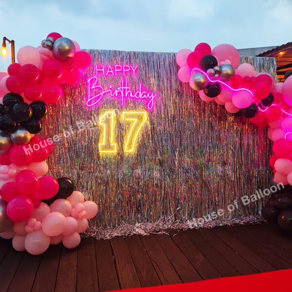 Dekorasi Sweet 17th Backdrop Foil