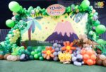 Stage Dekorasi Backdrop Print Tematik Karakter Dino Dinosaurus